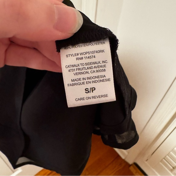 Pleione‎ lightweight sleeveless top - Picture 4 of 7